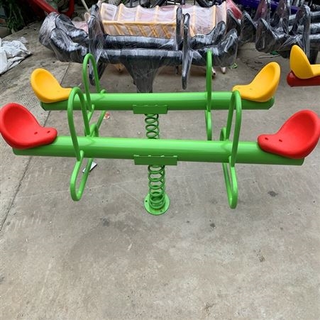 幼儿园儿童户外摇摇马跷跷板弹簧PE板摇摇乐公园广场游乐设备玩具
